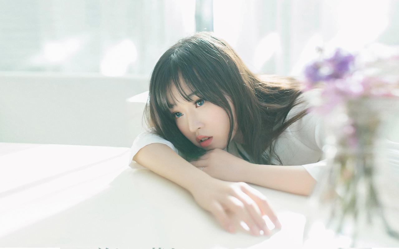 王毅会见塔吉克斯坦外长穆赫里丁